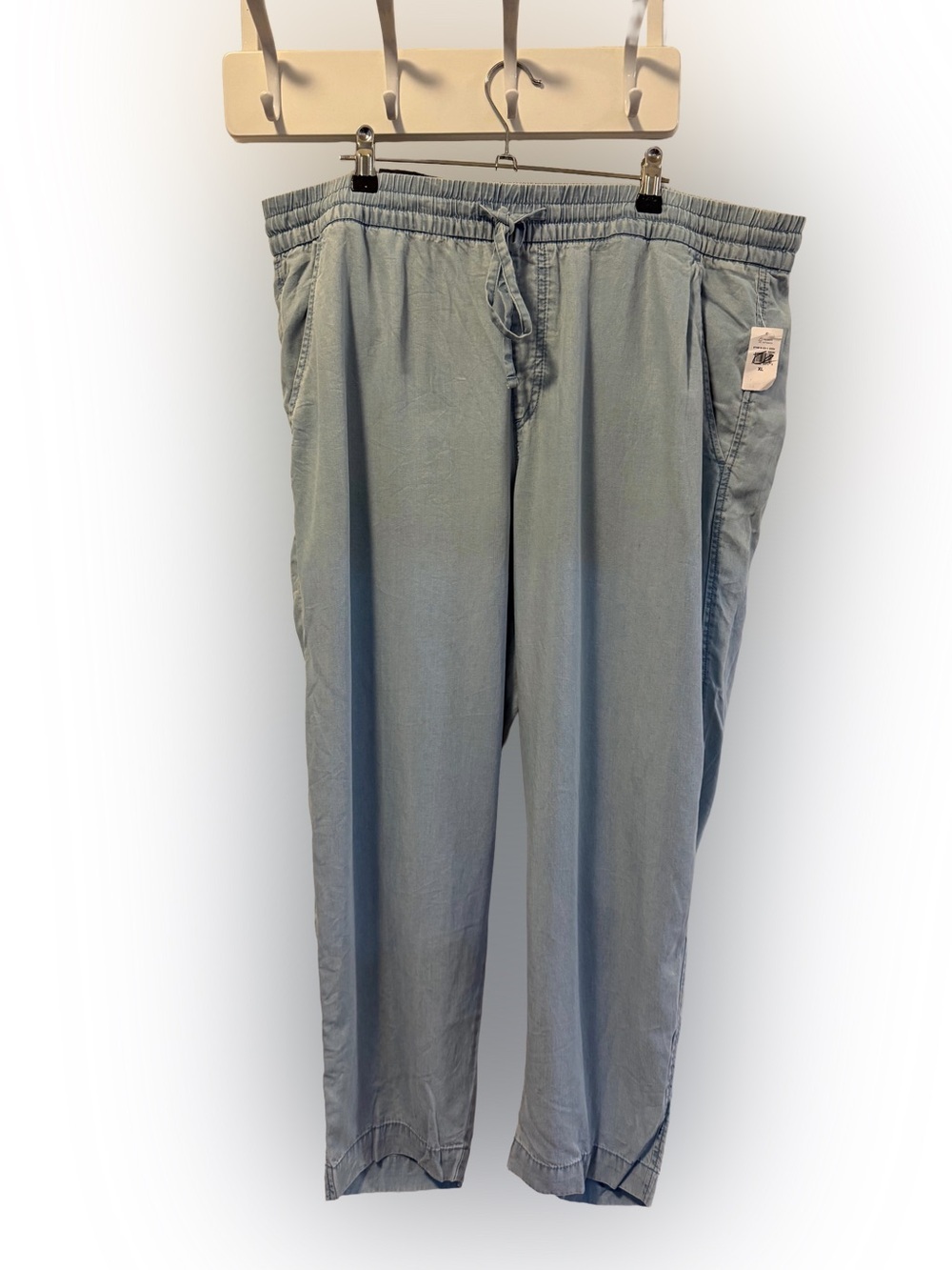 NWT Gap Lyocell Chambray Style Easy Pant, Size XL - Picture 3 of 9